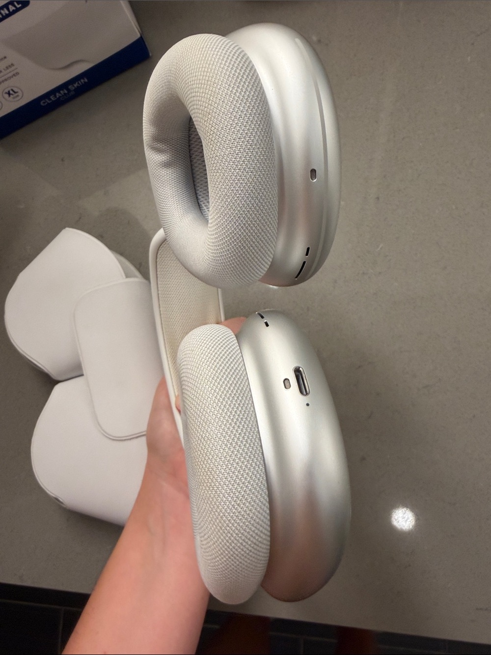 Apple AirPods Max - Picture 4 of 6